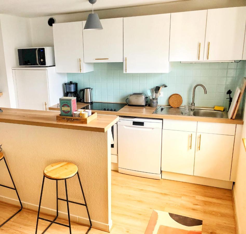 Charming Apartment Basel Border - 3 Bedrooms Hegenheim Exterior photo
